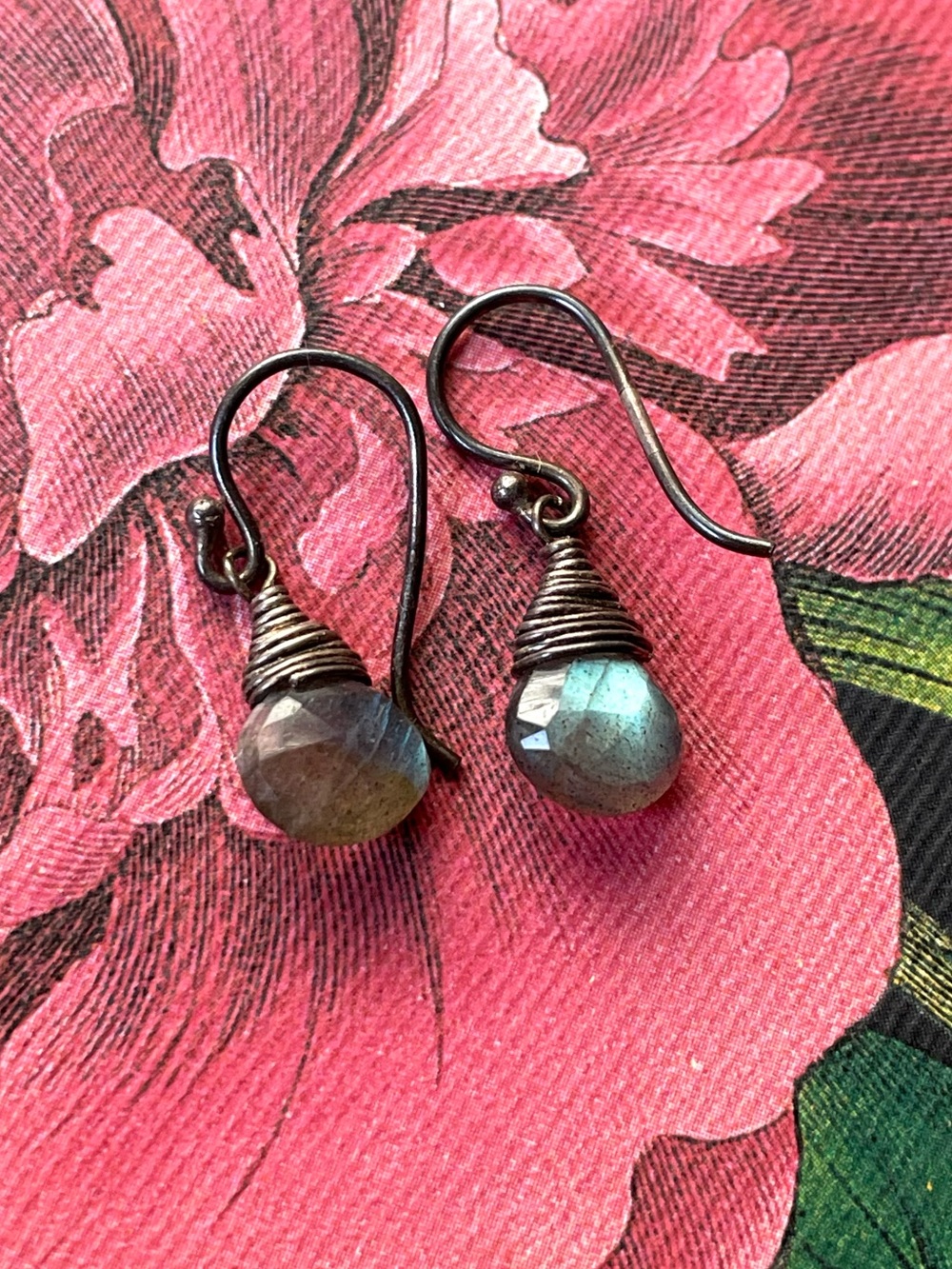 Oxidized silver metal & labradorite (?) drop earrings boho festival